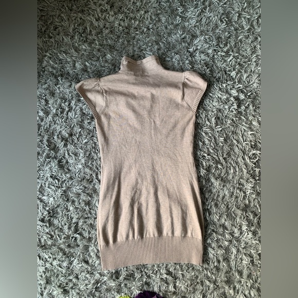 GUESS BUTTON UP DRESS - Picture 6 of 6